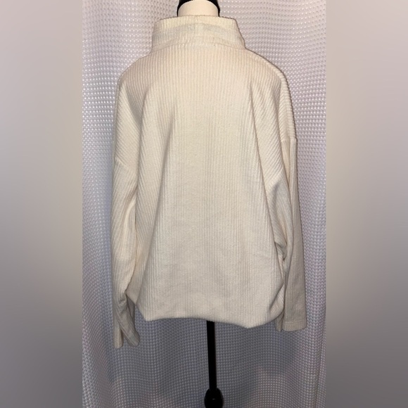 Women’s SHAN oversized cream/white very oversized sweater size Medium - Picture 14 of 16